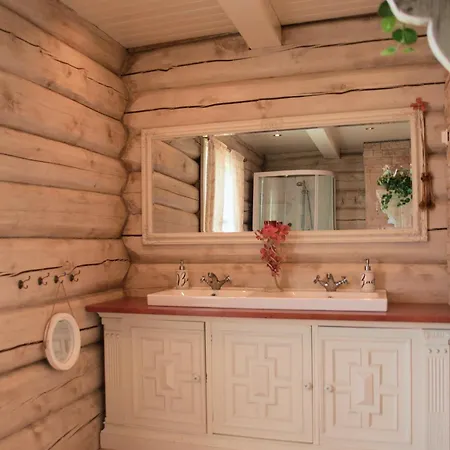 Nydelig Hyttetun Pa Torpoasen 펜션 Torpo